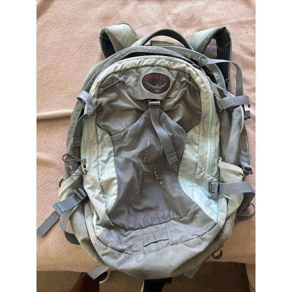 OSPREY Nova Backpack 33L Liquid Blue 24/Seven Series Hiking Laptop Bag Dirty